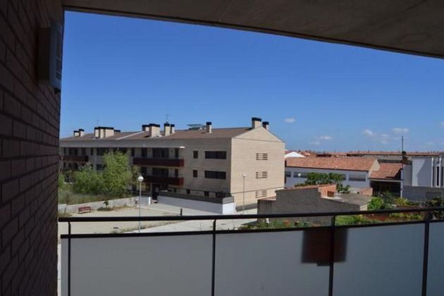 Foto 2 de Venta de piso en Calaf de 3 habitaciones con terraza y calefacción