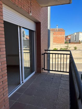 Foto 1 de Venta de piso en Calaf de 3 habitaciones con balcón y calefacción