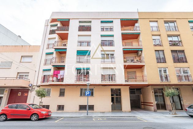 Foto 1 de Pis en venda a calle Once de Setembre de 3 habitacions amb balcó i calefacció