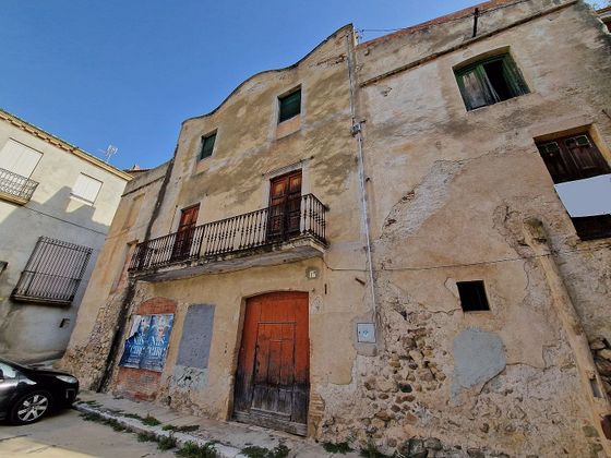 Foto 1 de Casa adossada en venda a calle De Molins de 6 habitacions amb terrassa