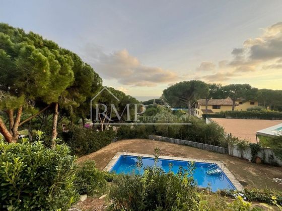 Foto 2 de Xalet en venda a paseo Garrofers de 7 habitacions amb terrassa i piscina