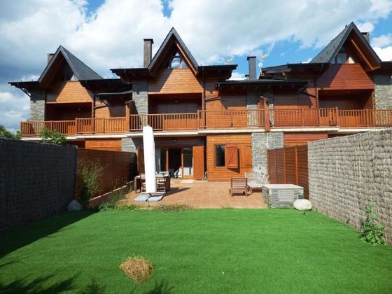 Foto 1 de Casa en venda a paseo Rigolisa de 5 habitacions amb terrassa i jardí