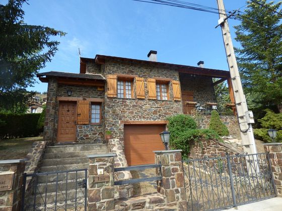 Foto 1 de Casa en venda a calle Pastoreta de 4 habitacions amb terrassa i jardí