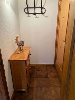 Foto 2 de Pis en lloguer a Puigcerdà de 2 habitacions amb garatge i mobles