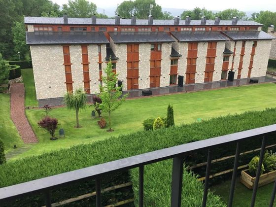 Foto 1 de Piso en alquiler en Llívia (Girona) de 3 habitaciones con terraza y garaje