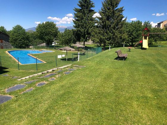 Foto 2 de Pis en lloguer a Osseja de 3 habitacions amb terrassa i piscina