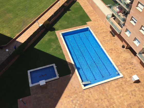 Foto 1 de Pis en venda a Santa Susanna de 3 habitacions amb piscina i jardí