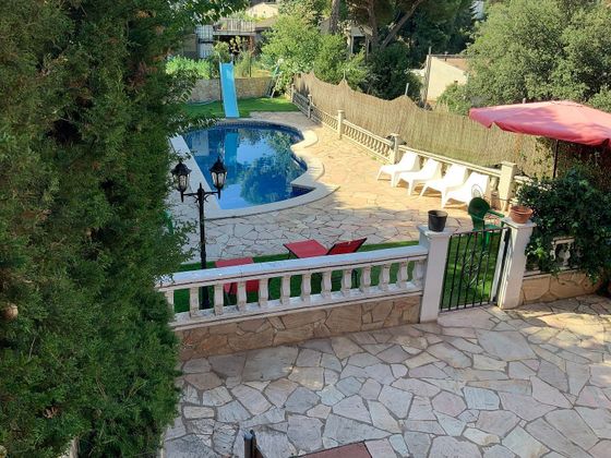 Foto 2 de Xalet en venda a Dosrius de 6 habitacions amb terrassa i piscina