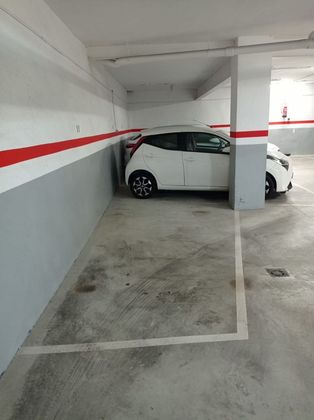 Foto 2 de Garaje en venta en La Nova Esquerra de l'Eixample de 12 m²