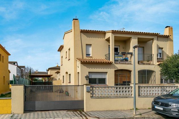 Foto 1 de Casa en venda a Avinyonet de Puigventós de 5 habitacions amb terrassa i aire acondicionat