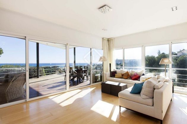Foto 1 de Casa en venda a Can Girona - Terramar - Can Pei - Vinyet de 5 habitacions amb terrassa i piscina