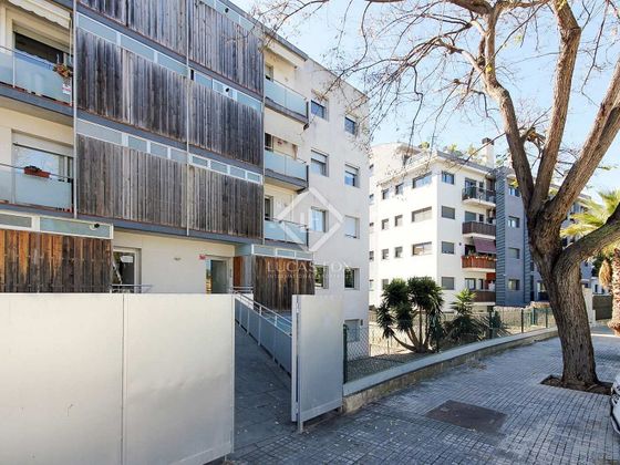 Foto 2 de Piso en venta en Can Girona - Terramar - Can Pei - Vinyet de 3 habitaciones con terraza y aire acondicionado