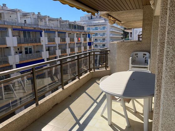 Foto 2 de Venta de piso en calle De Carles Buïgas de 2 habitaciones con terraza y piscina