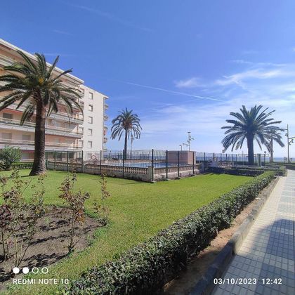 Foto 2 de Pis en venda a calle De Pep Ventura de 3 habitacions amb terrassa i piscina
