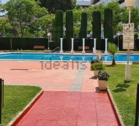 Foto 2 de Pis en venda a calle De Joanot Martorell de 1 habitació amb terrassa i piscina