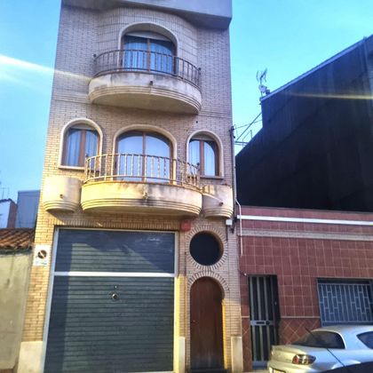 Foto 2 de Casa en venta en Creu de Barberà de 4 habitaciones con terraza y garaje
