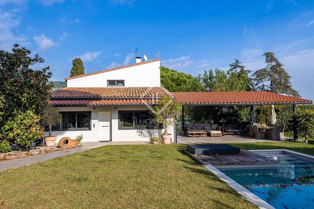 Foto 2 de Xalet en venda a Cabrera de Mar de 4 habitacions amb piscina i garatge