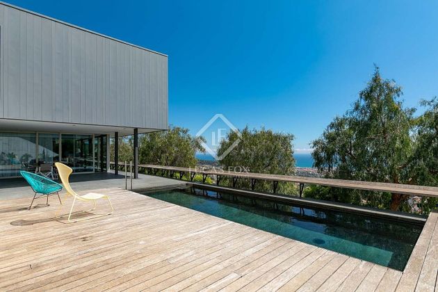 Foto 1 de Xalet en venda a Alella de 3 habitacions amb terrassa i piscina
