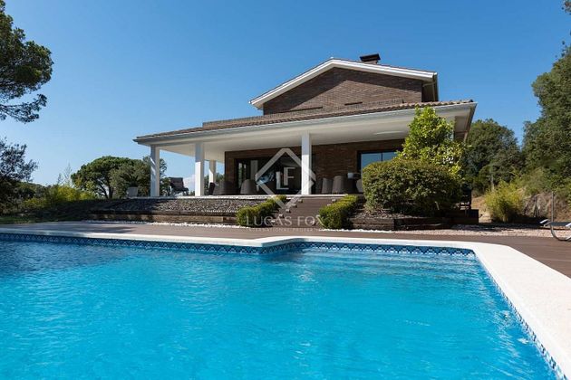 Foto 2 de Casa en venda a Vallromanes de 5 habitacions amb terrassa i piscina