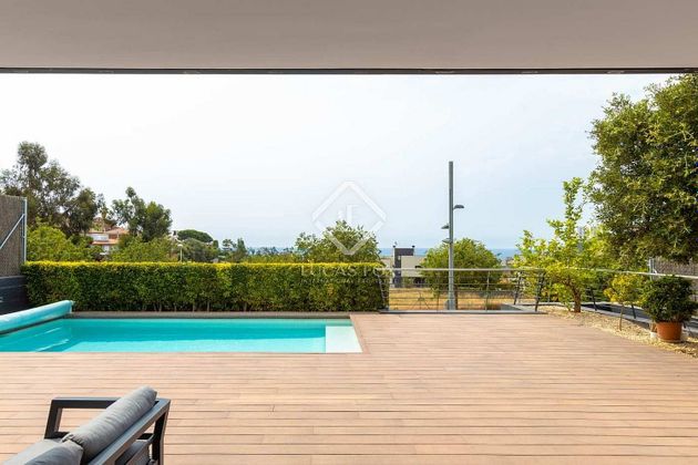 Foto 2 de Chalet en venta en Teià de 6 habitaciones con terraza y piscina