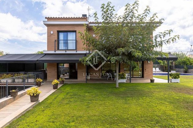 Foto 1 de Xalet en venda a Cabrera de Mar de 4 habitacions amb terrassa i piscina