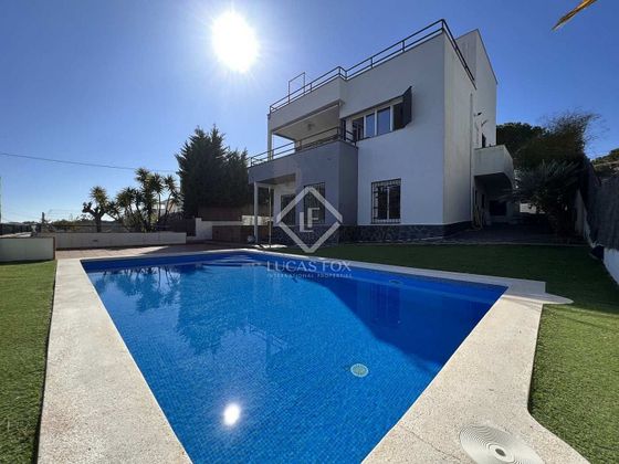Foto 1 de Xalet en venda a Sant Pol de Mar de 7 habitacions amb terrassa i piscina