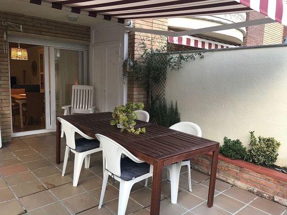 Foto 2 de Pis en venda a Centelles de 3 habitacions amb terrassa i jardí