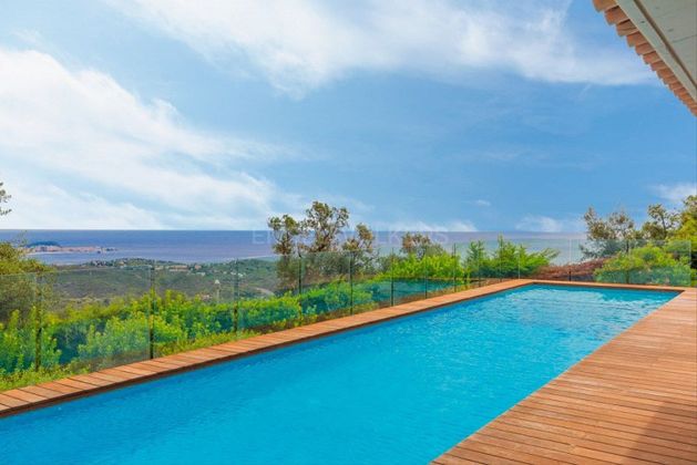 Foto 2 de Casa en venta en Can Semi - Mas Nou - Mas Ros de 4 habitaciones con terraza y piscina