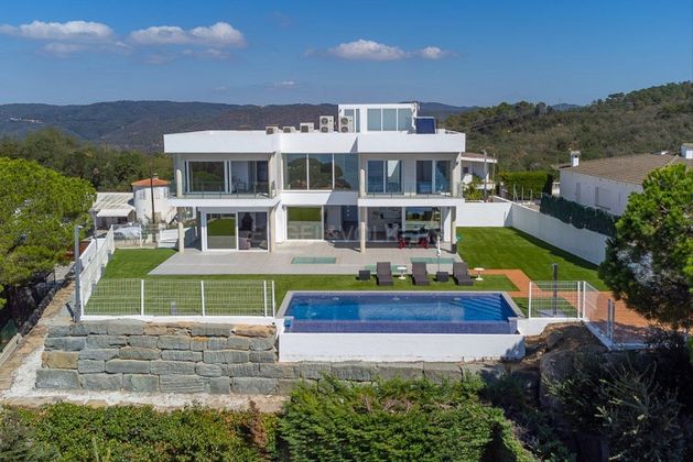 Foto 1 de Casa en venda a Roca Grossa - Serra Brava de 4 habitacions amb terrassa i piscina