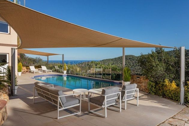 Foto 1 de Casa en venta en Sa Riera - Sa Fontansa de 7 habitaciones con terraza y piscina