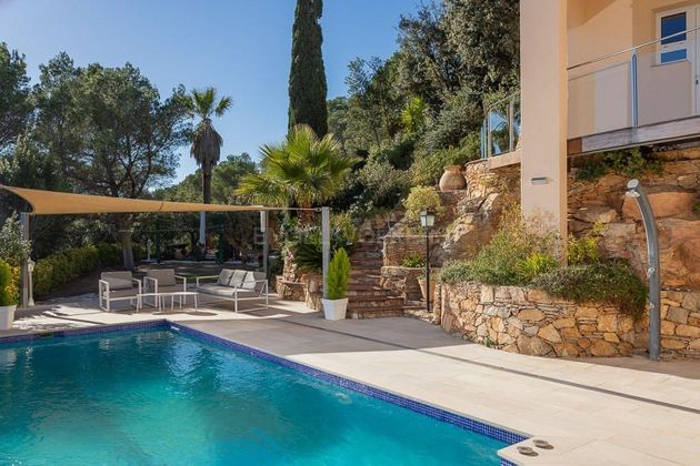 Foto 2 de Casa en venta en Sa Riera - Sa Fontansa de 7 habitaciones con terraza y piscina