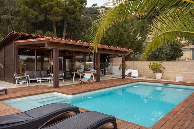 Foto 1 de Casa en venda a Urbanitzacions del nord de 4 habitacions amb piscina i garatge