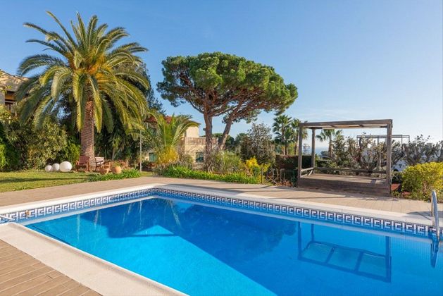Foto 2 de Casa en venta en Els Pins - Politur de 5 habitaciones con terraza y piscina