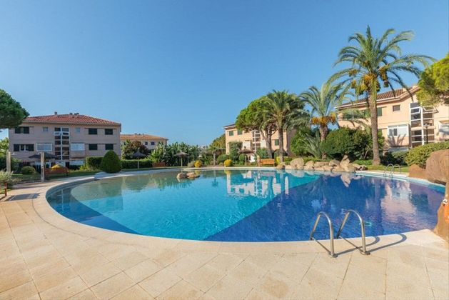 Foto 2 de Dúplex en venda a Sant Pol - Volta de l'Ametller de 3 habitacions amb terrassa i piscina