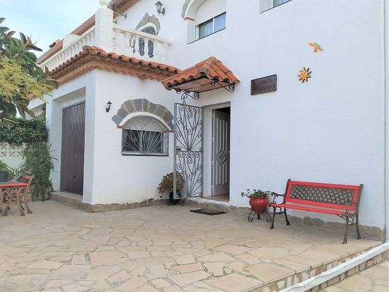 Foto 1 de Casa en venda a avenida Los Ángeles de 5 habitacions amb terrassa i piscina