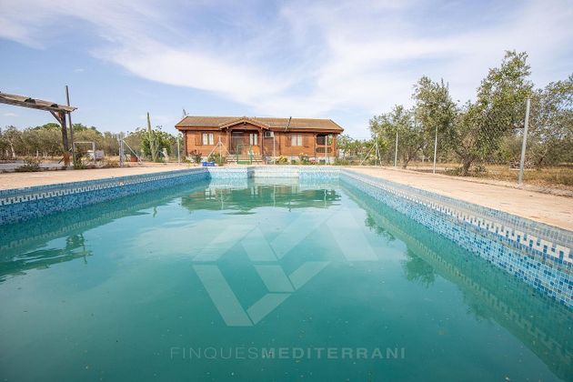 Foto 2 de Venta de casa rural en Vilafortuny - Cap de Sant Pere de 3 habitaciones con terraza y piscina