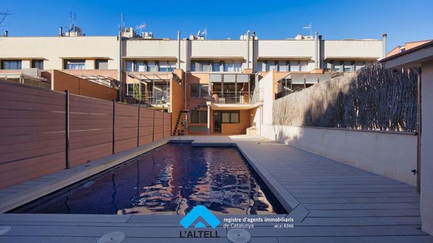Foto 1 de Venta de casa en Font Verda de 5 habitaciones con terraza y piscina