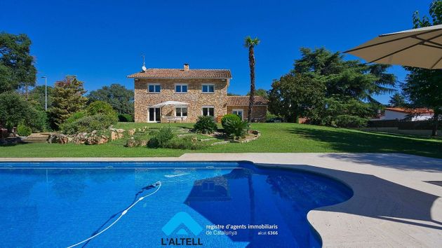Foto 2 de Venta de chalet en Ametlla del Vallès, l´ de 7 habitaciones con terraza y piscina