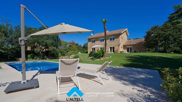 Foto 1 de Venta de chalet en Ametlla del Vallès, l´ de 7 habitaciones con terraza y piscina