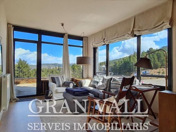 Foto 1 de Casa en venda a Alp de 3 habitacions amb terrassa i piscina