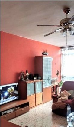 Foto 1 de Piso en venta en La Nova Esquerra de l'Eixample de 4 habitaciones con garaje y aire acondicionado