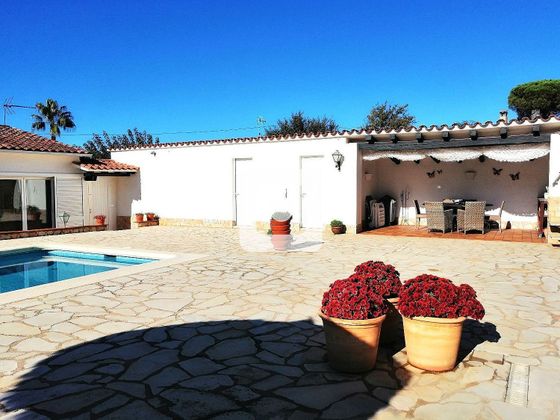 Foto 2 de Casa en venda a Llagostera de 3 habitacions amb terrassa i piscina