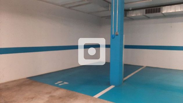 Foto 1 de Garatge en lloguer a Eixample Nord – La Devesa de 27 m²