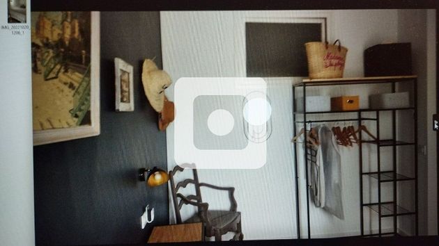 Foto 2 de Piso en alquiler en Centre - Girona de 3 habitaciones con muebles y aire acondicionado