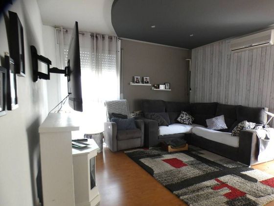 Foto 2 de Pis en venda a Castellarnau - Can Llong de 3 habitacions amb garatge i jardí