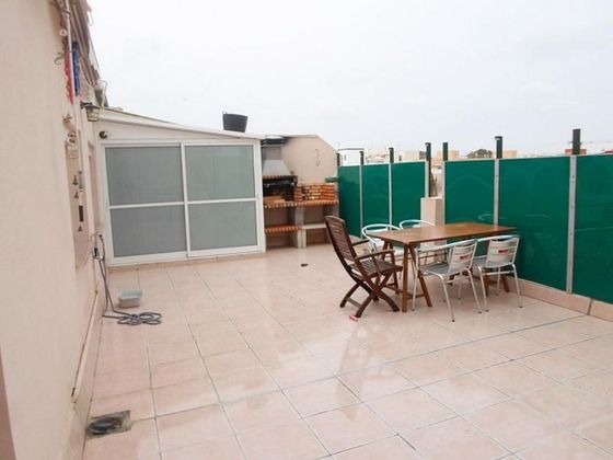 Foto 2 de Àtic en venda a Centre - Prat de Llobregat, El de 3 habitacions amb terrassa i aire acondicionat