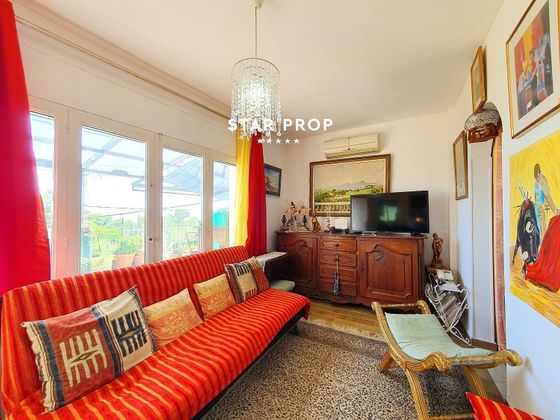 Foto 1 de Casa en venta en Llançà de 3 habitaciones con terraza y garaje