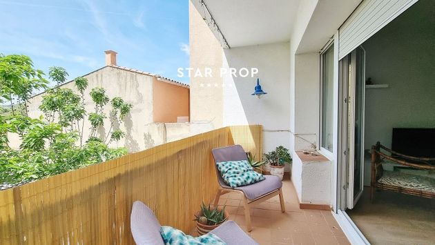 Foto 2 de Piso en venta en Llançà de 2 habitaciones con terraza y balcón