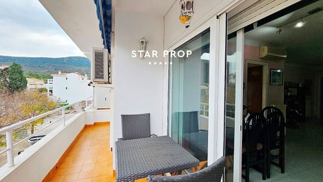Foto 2 de Piso en venta en Llançà de 3 habitaciones con balcón y aire acondicionado