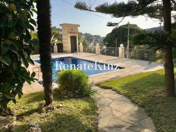 Foto 2 de Venta de chalet en El Poal de 5 habitaciones con terraza y piscina
